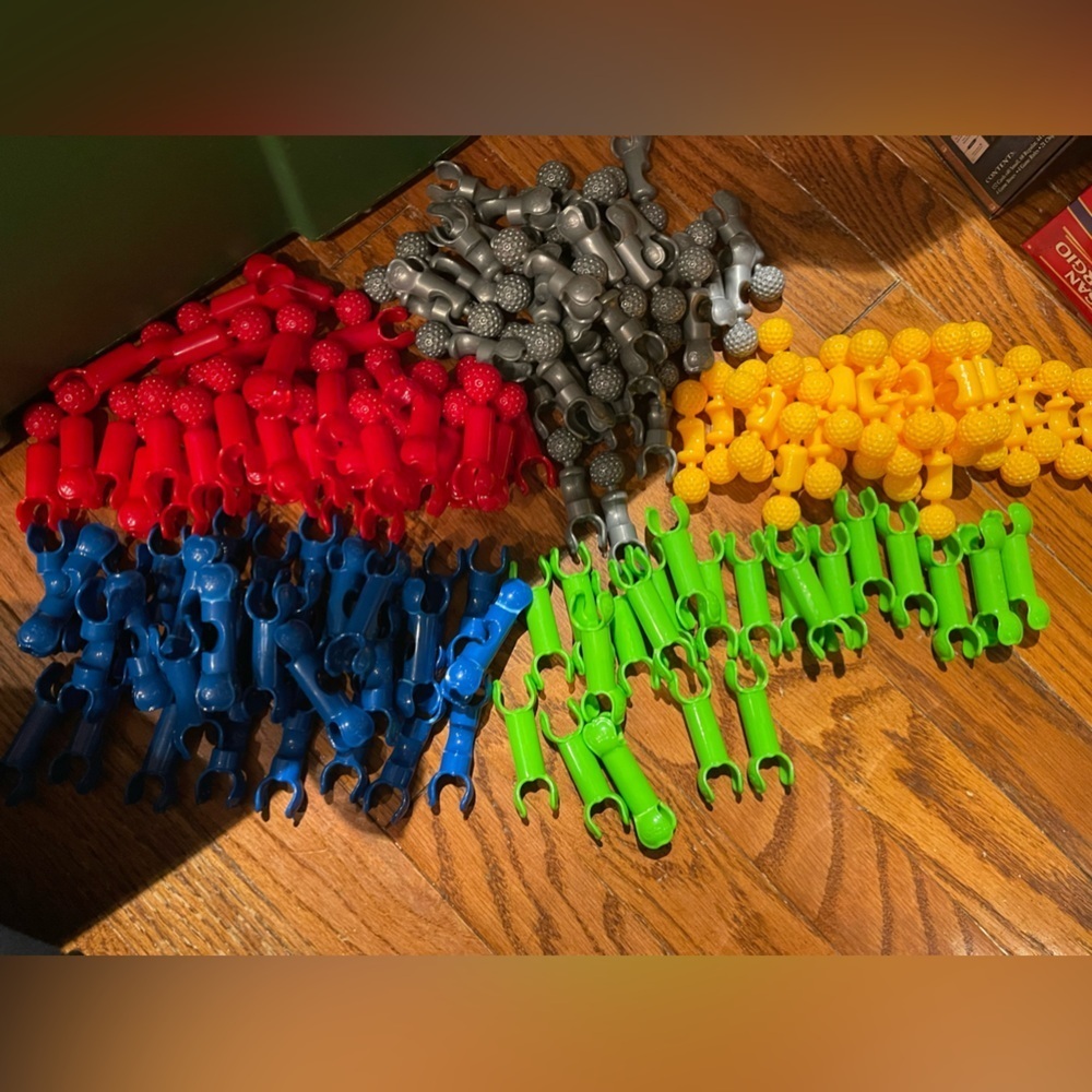 ZOOB Lot of 150 Pieces Locking Snap Together Building Kids Toys Clean